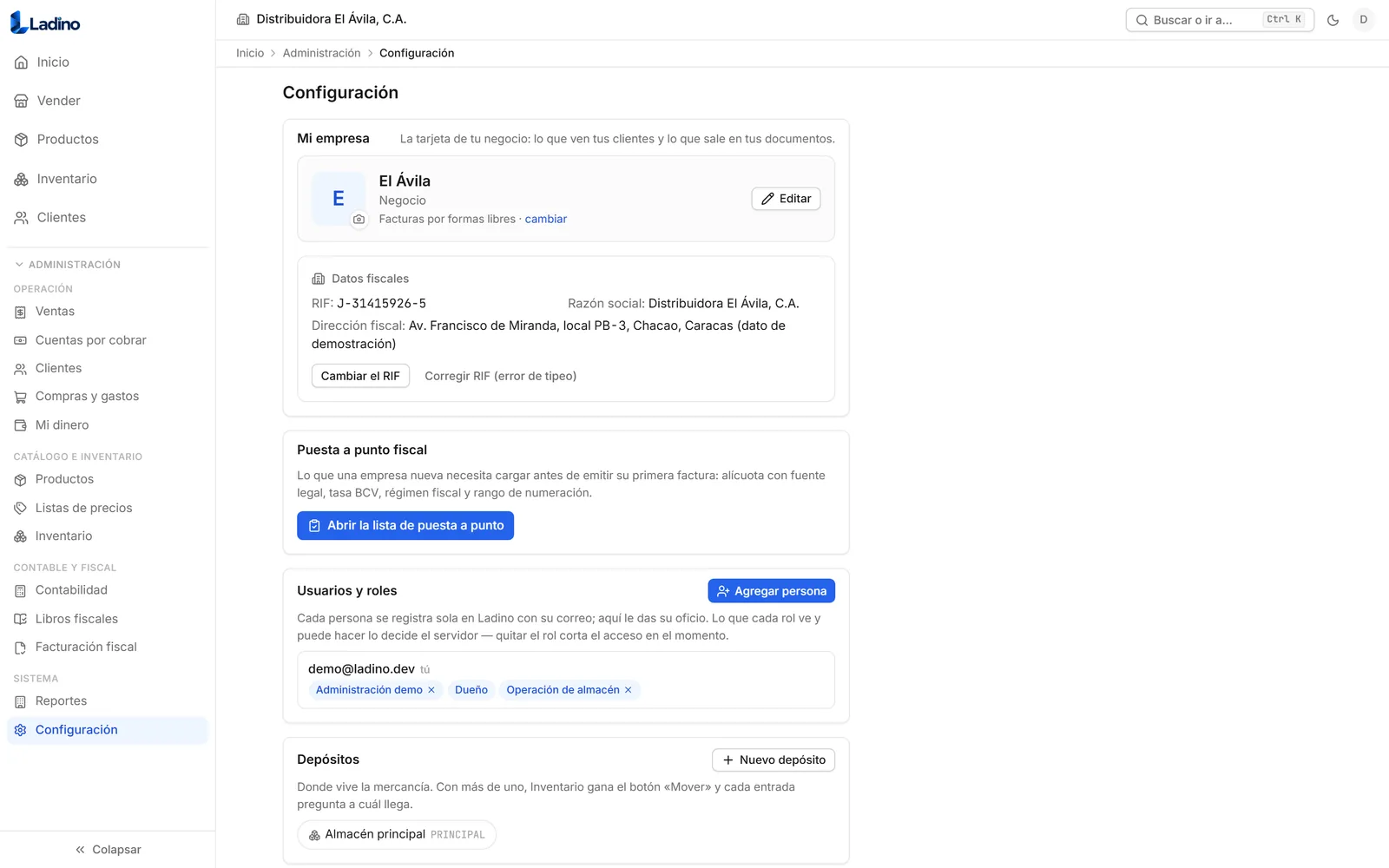 Pantalla Configuración: la tarjeta de tu negocio, datos fiscales con RIF y razón social, puesta a punto fiscal, usuarios y roles, y depósitos.